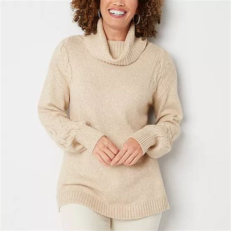 Size medium. . St johns bay sweater
